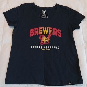 47 Milwaukee Brewers spring training v neck sz M